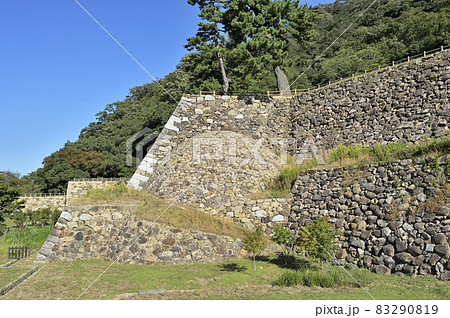 日本百名城鳥取県の鳥取城天球丸の巻石垣 日本百名城鳥取県の鳥取城天球丸の巻石垣 83290819