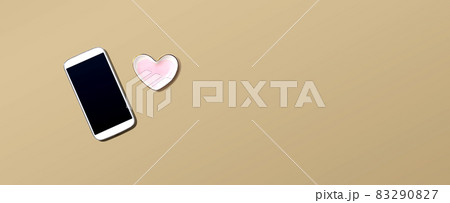 Smartphone with heart shaped dish Smartphone with heart shaped dish 83290827