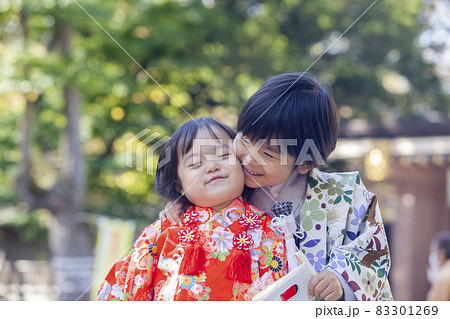 七五三の兄妹 83301269