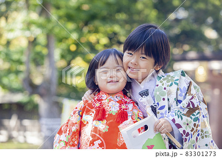 七五三の兄妹 83301273