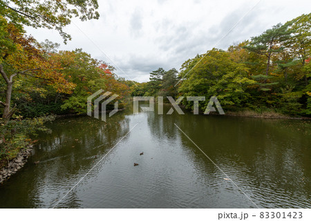曇り_曇りの撮影_曇り空_山の天気_湖 曇り_曇りの撮影_曇り空_山の天気_湖 83301423