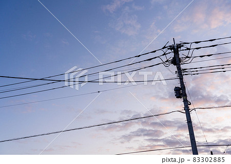 夕焼けと電信柱 夕焼けと電信柱 83302885