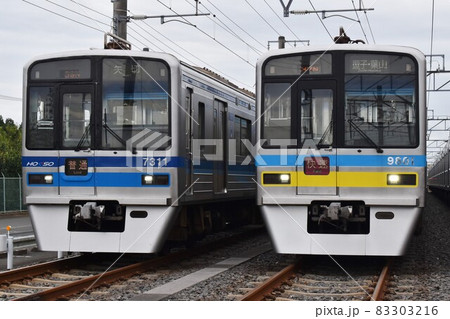 車両基地で並ぶ北総鉄道7300形と千葉ニュータウン鉄道9800形 車両基地で並ぶ北総鉄道7300形と千葉ニュータウン鉄道9800形 83303216