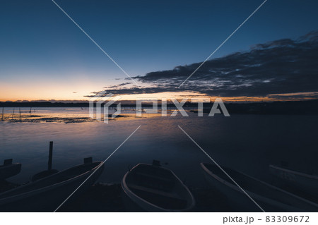 印旛沼の夜明け　10月 83309672