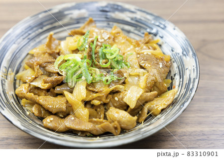 おいしい国産豚肉ホルモン辛口味噌炒め おいしい国産豚肉ホルモン辛口味噌炒め 83310901