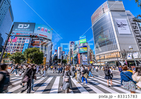 日本の東京都市景観 10月、宣言解除されたが…渋谷は今もコロナ禍前と何ら変わらない人出＝10月24日 83315783