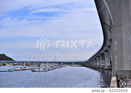 昔の風情を残す金沢八景の港 83322030