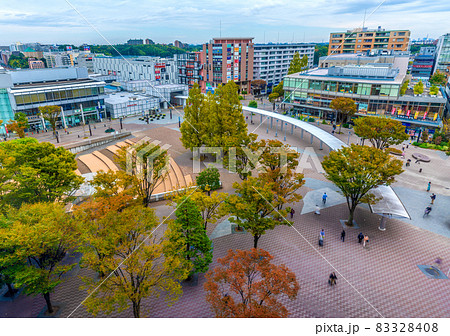 日本の横浜都市景観 地下鉄 センター南駅などを望む 日本の横浜都市景観 地下鉄 センター南駅などを望む 83328408