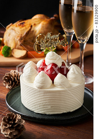 クリスマスケーキとローストチキン クリスマスケーキとローストチキン 83329900