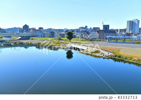 多摩水道橋/多摩川より登戸駅周辺を望む(神奈川県川崎市)【2021.10】 多摩水道橋/多摩川より登戸駅周辺を望む(神奈川県川崎市)【2021.10】 83332713