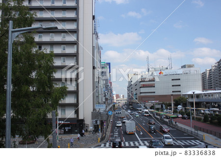 堺市堺東駅前街並み 83336838