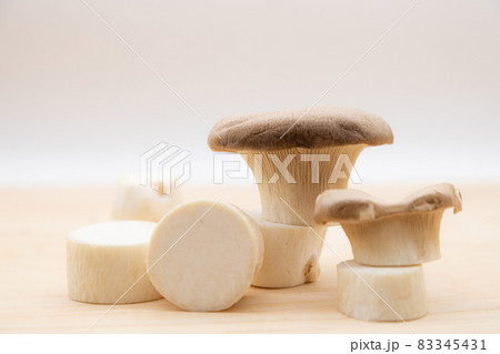 エリンギ　 83345431