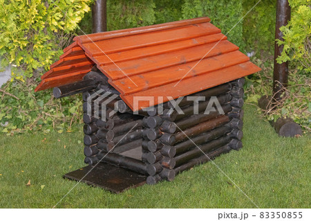 Logs Dog House Logs Dog House 83350855