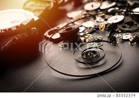 many parts of mechanical wristwatch many parts of mechanical wristwatch 83352374