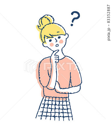 腕を組んで首を傾げている若い女性 腕を組んで首を傾げている若い女性 83352887