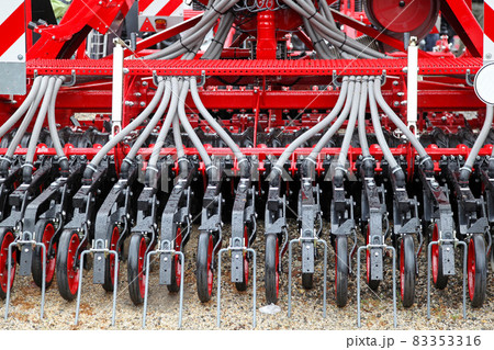 Seeder 83353316