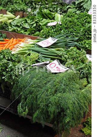 Green market 83353350