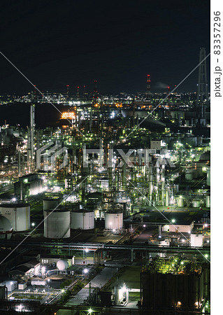 四日市コンビナート 工場夜景 臨海工業地帯 イルミネーション 照明 四日市コンビナート 工場夜景 臨海工業地帯 イルミネーション 照明 83357296