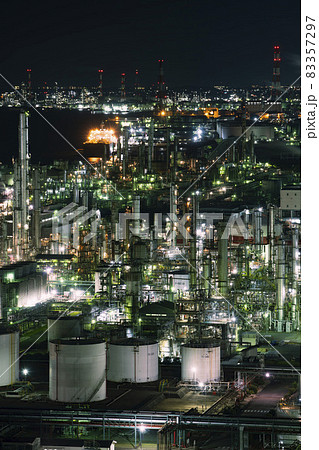 四日市コンビナート 工場夜景 臨海工業地帯 イルミネーション 照明 四日市コンビナート 工場夜景 臨海工業地帯 イルミネーション 照明 83357297