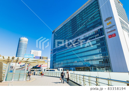 新横浜駅　北口 83358194