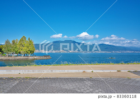 【琵琶湖の湖畔 (市民プラザ)】 滋賀県大津市由美浜 【琵琶湖の湖畔 (市民プラザ)】 滋賀県大津市由美浜 83360118
