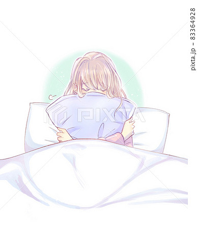 ベッドの上でクッションを抱いている女性 ベッドの上でクッションを抱いている女性 83364928