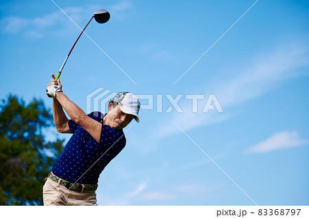 ゴルファー　青空 83368797