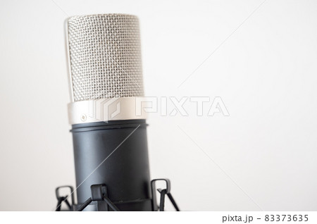 スタンドマイクでの録音 83373635