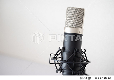 スタンドマイクでの録音 83373638