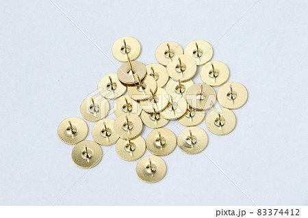 画鋲, がびょう, 画びょう, 針, 刺す, 文具, 文房具, オフィス, ピン, 生活雑貨, 金色 画鋲, がびょう, 画びょう, 針, 刺す, 文具, 文房具, オフィス, ピン, 生活雑貨, 金色 83374412