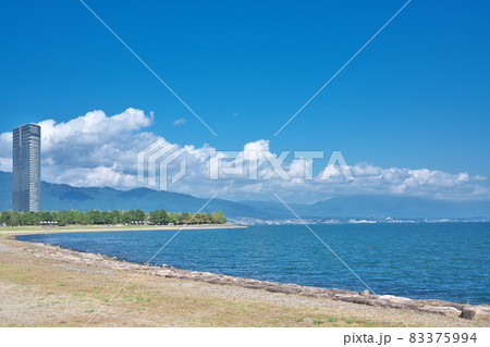 【琵琶湖の湖畔 (サンシャインビーチ)】 滋賀県大津市由美浜 83375994