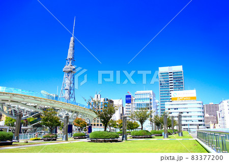 名古屋市、名古屋テレビ塔とオアシス21の風景 83377200