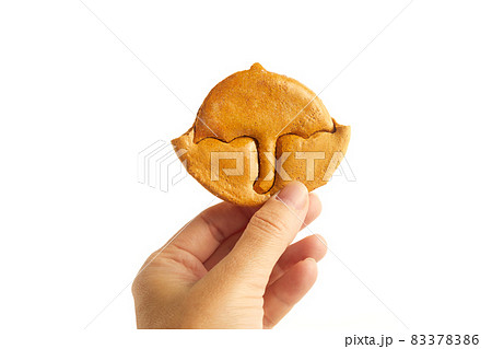 Korean Dalgona honeycomb sugar cookie with umbrella shape to play new trend candy challenge 83378386