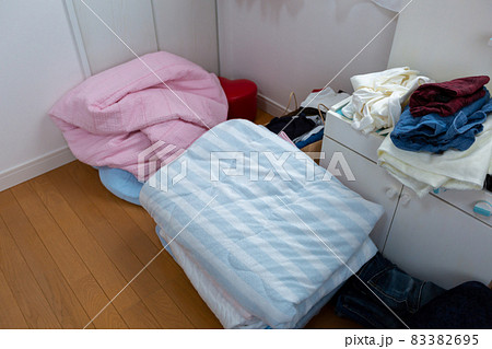 断捨離　夏掛け布団の整理 83382695