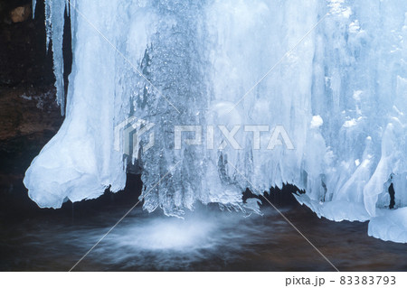 凍てついた横谷渓谷 凍てついた横谷渓谷 83383793