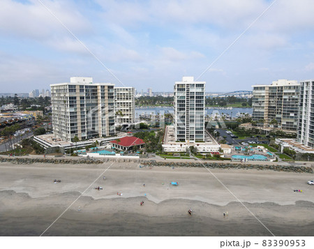 Aerial view of Coronado Island, San Diego, California, USA 83390953