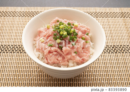 ネギトロ丼 83393890