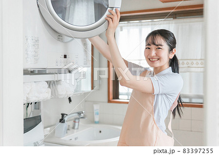 家政婦・ハウスキーパー・家事代行スタッフ（乾燥機） 83397255