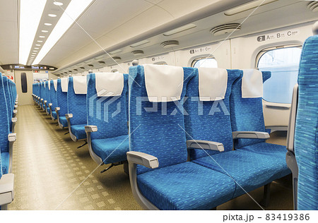 新幹線　車内　座席　東海道新幹線　シート　 のぞみ　自由席 83419386