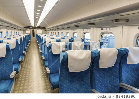 新幹線　車内　座席　東海道新幹線　シート　 のぞみ　自由席 83419390