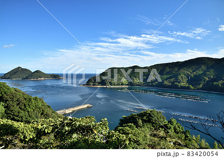 太郎坂広場から二木島湾・楯ヶ崎を望む　【三重県熊野市】 83420054
