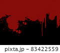 上から垂れる赤い液体の背景黒背景 83422559