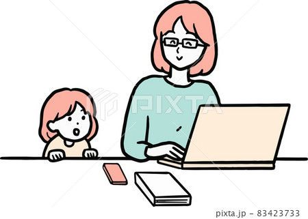 在宅ワークをする母親のイラスト素材 在宅ワークをする母親のイラスト素材 83423733