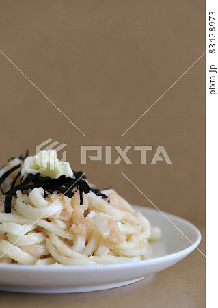 うどんアレンジ料理 明太子バターうどん うどんアレンジ料理 明太子バターうどん 83428973