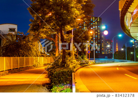 【東京の都市風景】天王洲辺の都市夜景 83432378