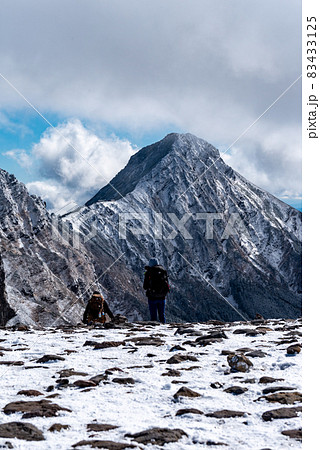 積雪の赤岳 積雪の赤岳 83433125