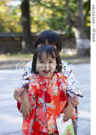 七五三の兄妹 83434784