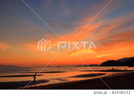新舞子ビーチの夕焼け 新舞子ビーチの夕焼け 83436232