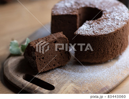 手作りのチョレーとシフォンケーキ 83443060