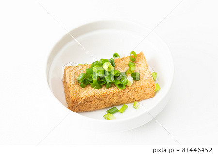 厚揚げ　白バック 83446452